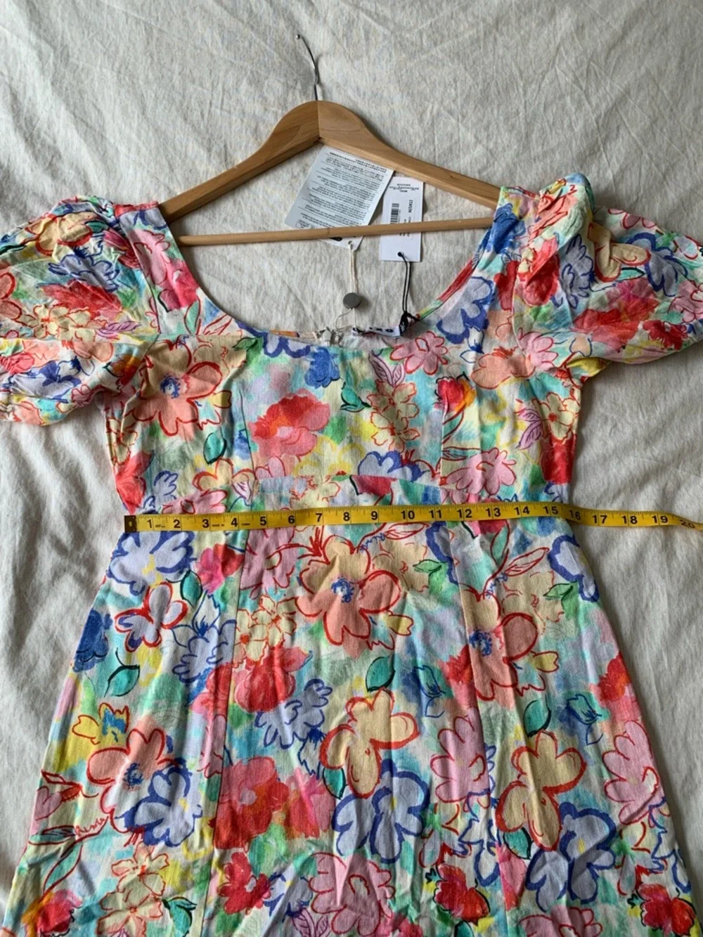 RIXO Floral Puff-Sleeve Mini Dress in Multicolor size M - Picture 6 of 10